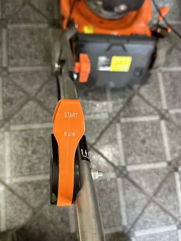 KOSIARKA SPALINOWA HANDY SH41P94 41CM