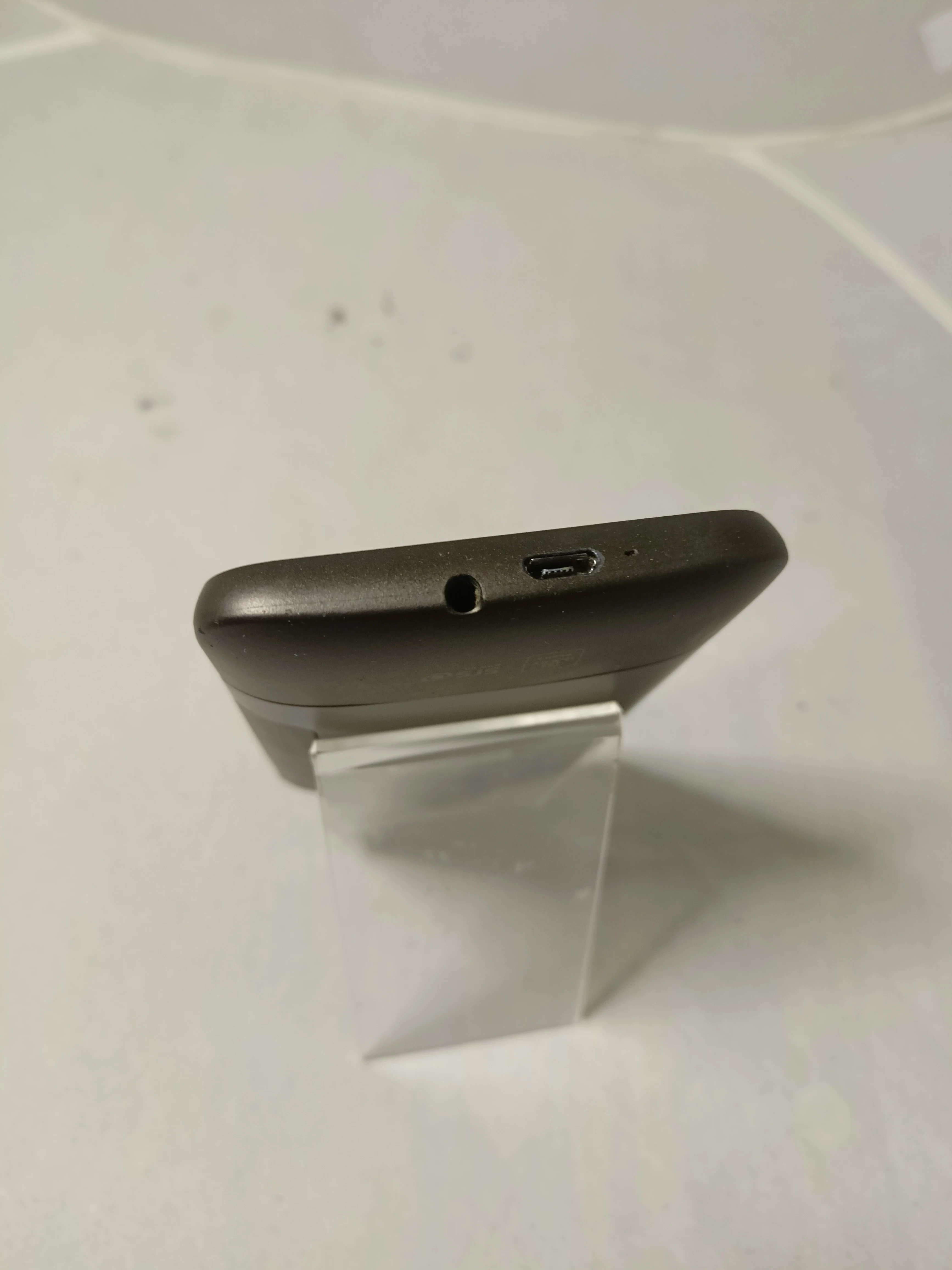 telefon-htc-desire-hd-a9191-kolor-szary