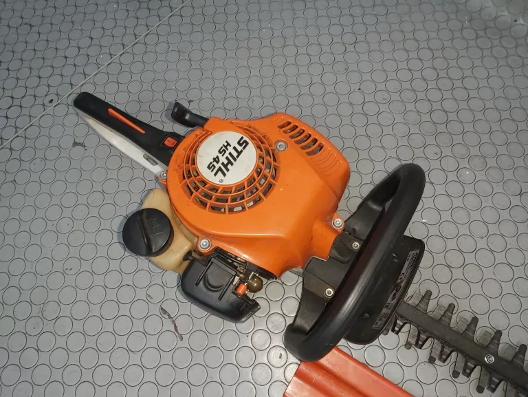 SPALINOWE NOŻYCE DO ŻYWOPŁOTU STIHL HS 45