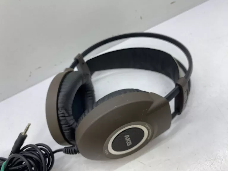 sluchawki-akg-k-514-kolor-dominujacy-srebrnyszary