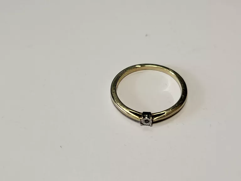 ZŁOTY PIERŚCIONEK YES MODEL 14306 333 8K 1,1G R 10
