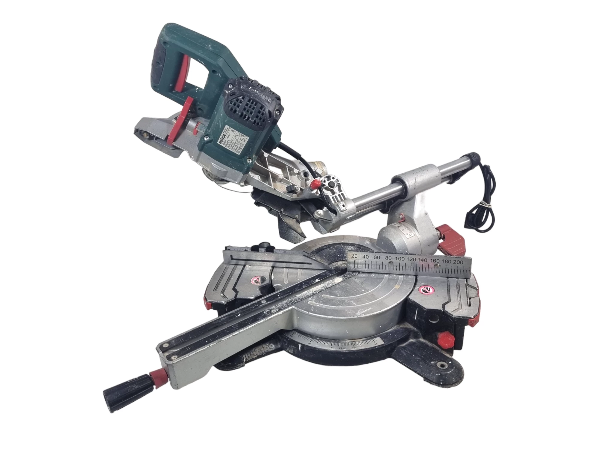 pila-ukosna-ukosnica-metabo-kgs-216-m-1500w-216mm-marka-metabo
