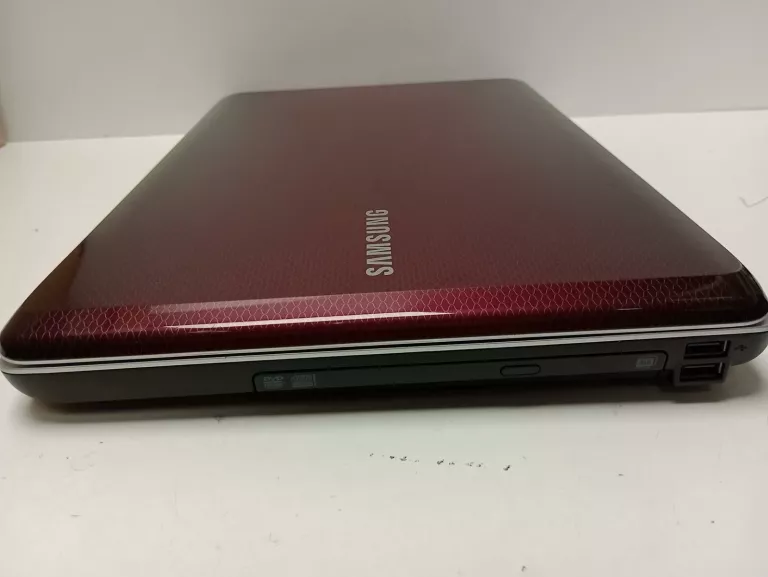 LAPTOP SAMSUNG R530