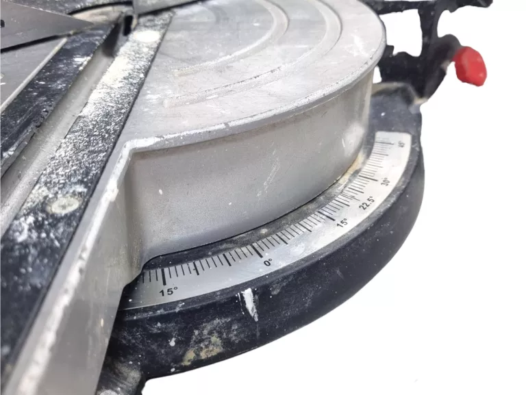 PIŁA UKOŚNA UKOŚNICA METABO KGS 216 M 1500W 216MM
