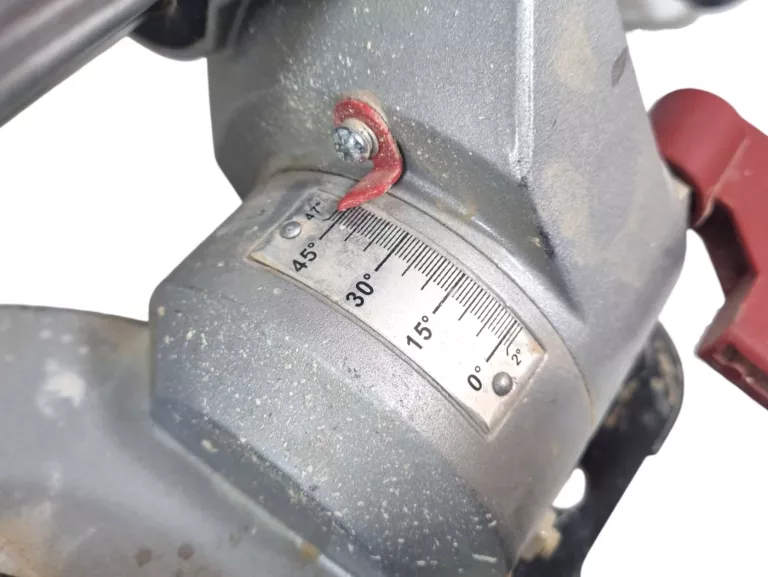 PIŁA UKOŚNA UKOŚNICA METABO KGS 216 M 1500W 216MM