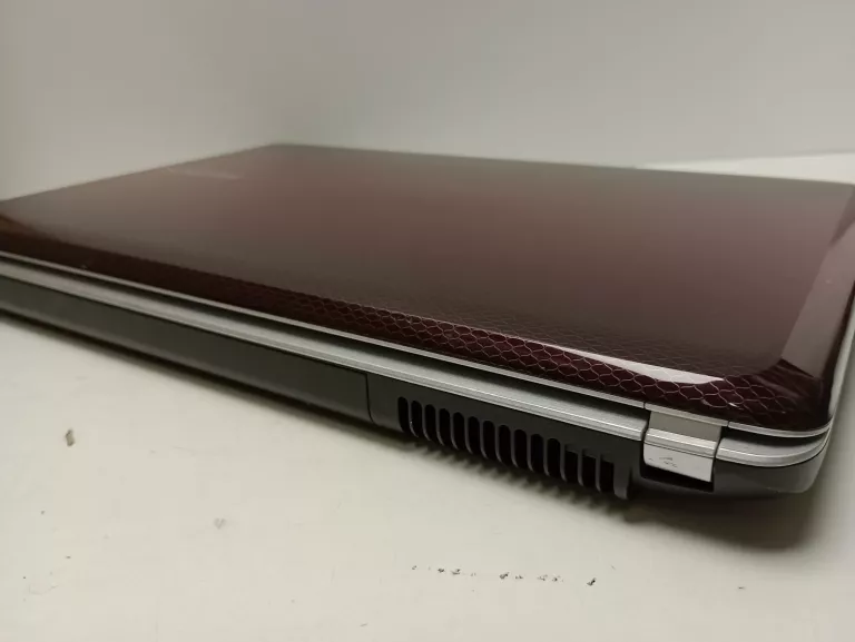 LAPTOP SAMSUNG R530