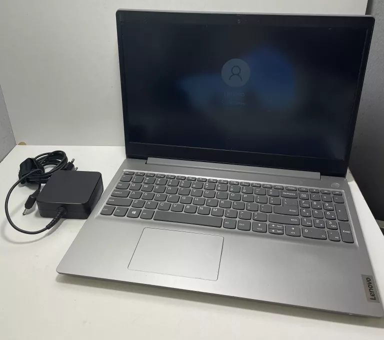 LAPTOP LENOVO IDEAPAD 3 15ADA05 RYZEN 5 8GB 512GB