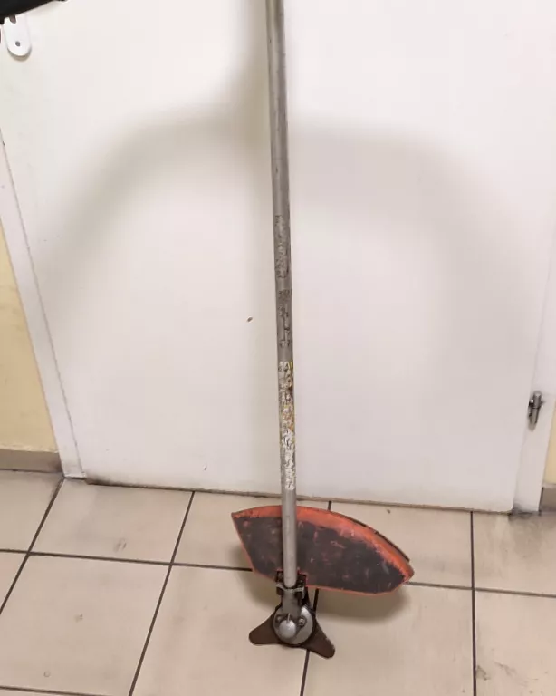 PODKASZARKA SPALINOWA STIHL FS 250