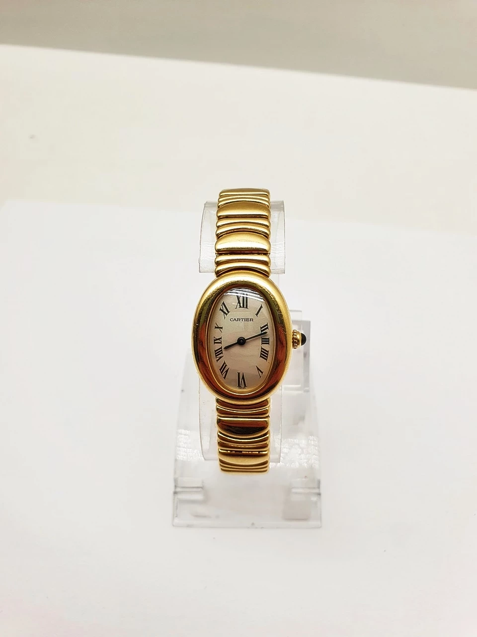 przepiekny-zloty-zegarek-cartier-baignoire-18k-84-ksztalt-koperty-owalna