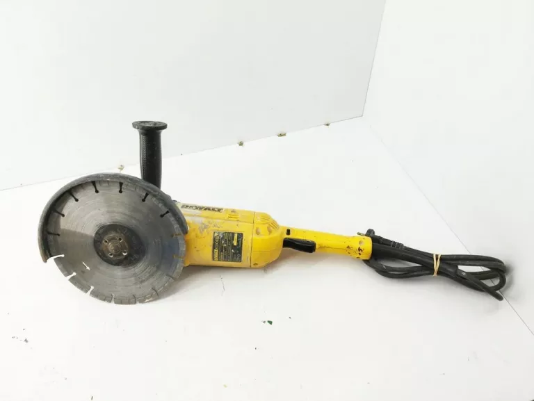 SZLIFIERKA DUZA DEWALT D28490-QS