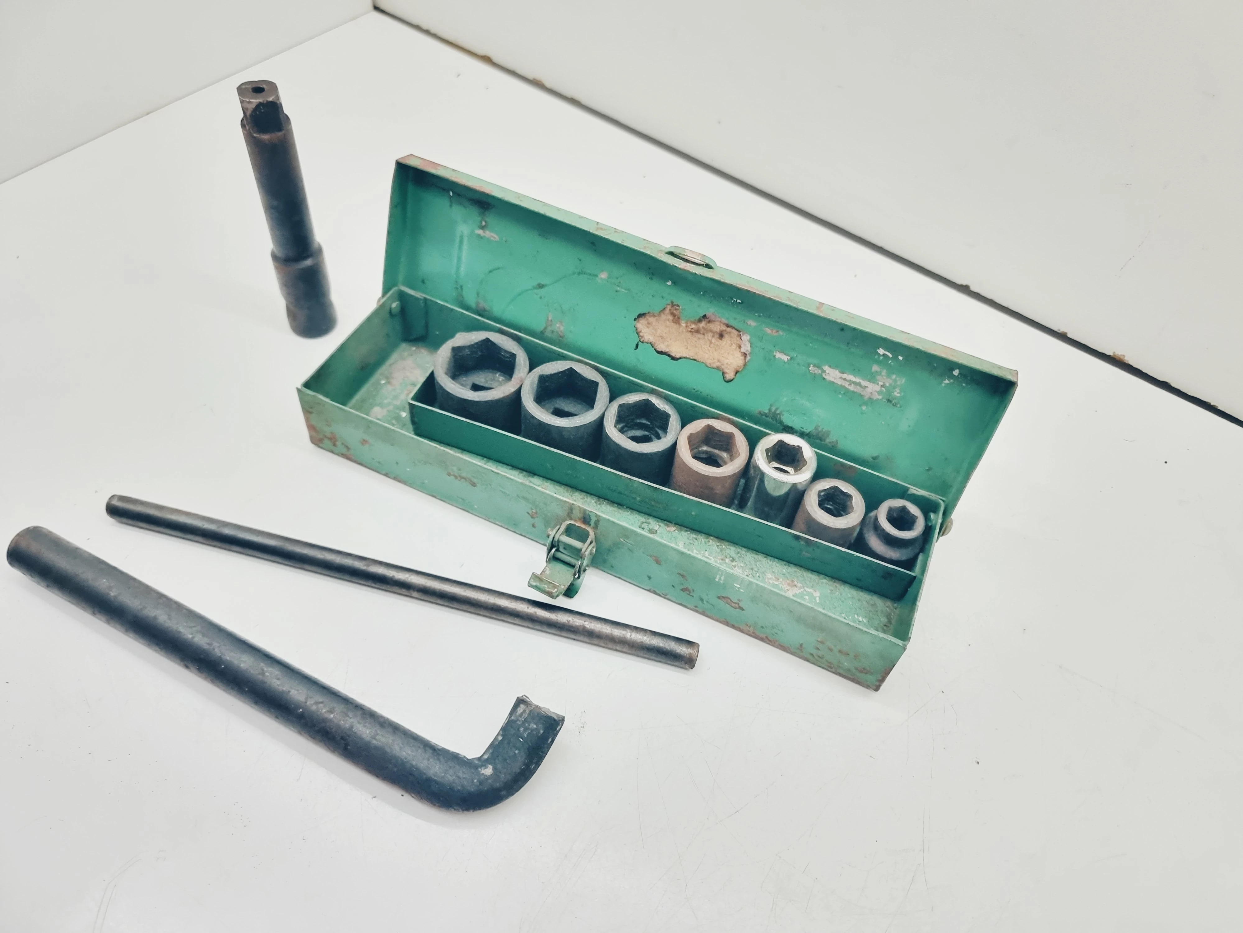 klucze-nasadowe-z-prl-jedna-nasadka-sikorskiego-40-ketrzyn