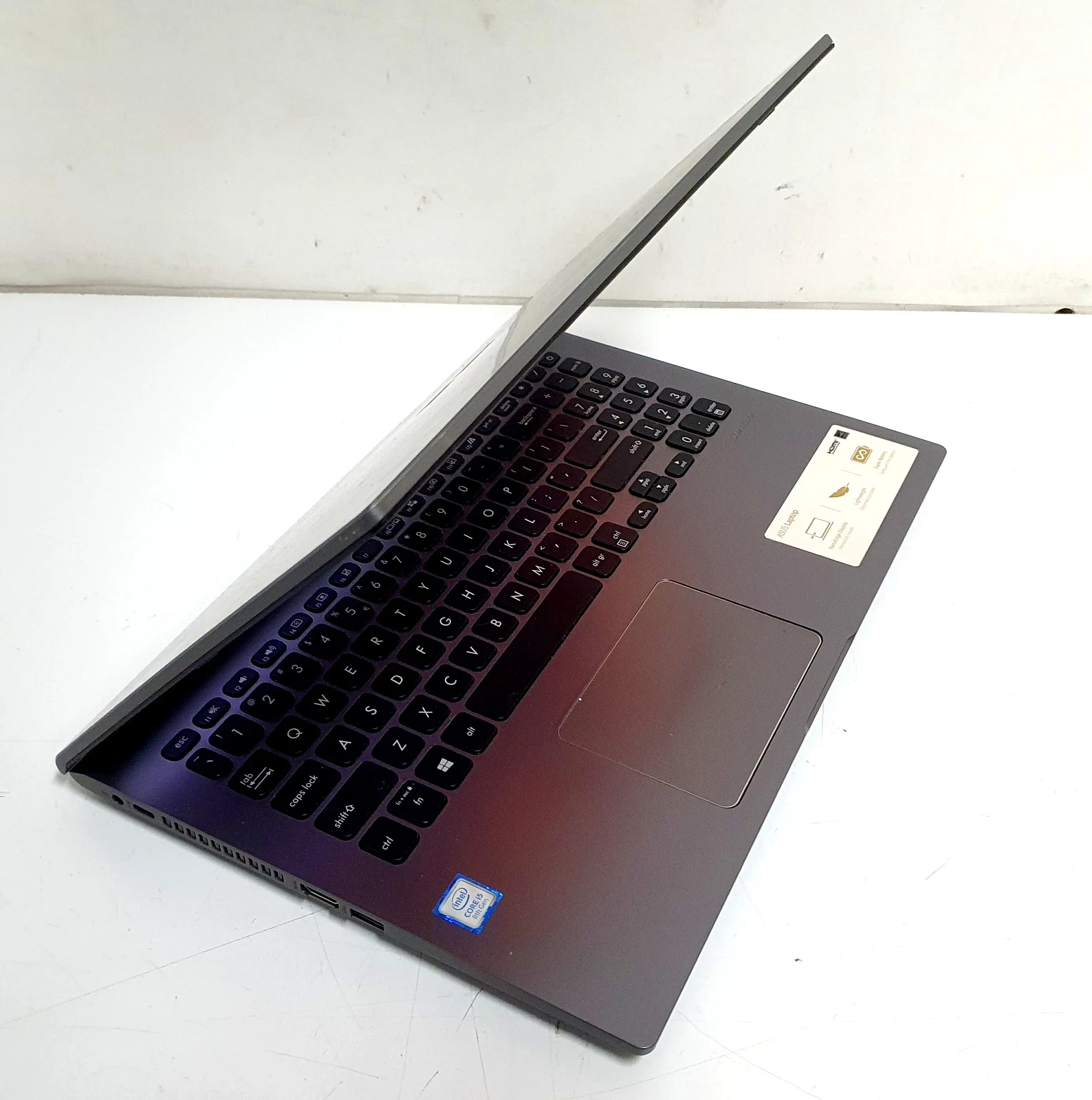 asus-x509f-i5-8gen8gb-ram500gb-ssd-przekatna-ekranu-156