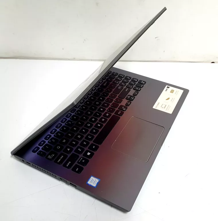 asus-x509f-i5-8gen8gb-ram500gb-ssd-przekatna-ekranu-156