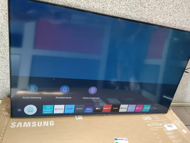 SAMSUNG UE55 AU7172