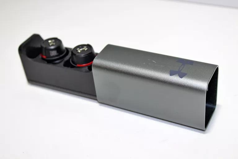 SŁUCHAWKI BEZPRZEWODOWE JBL UNDER ARMOUR FLASH