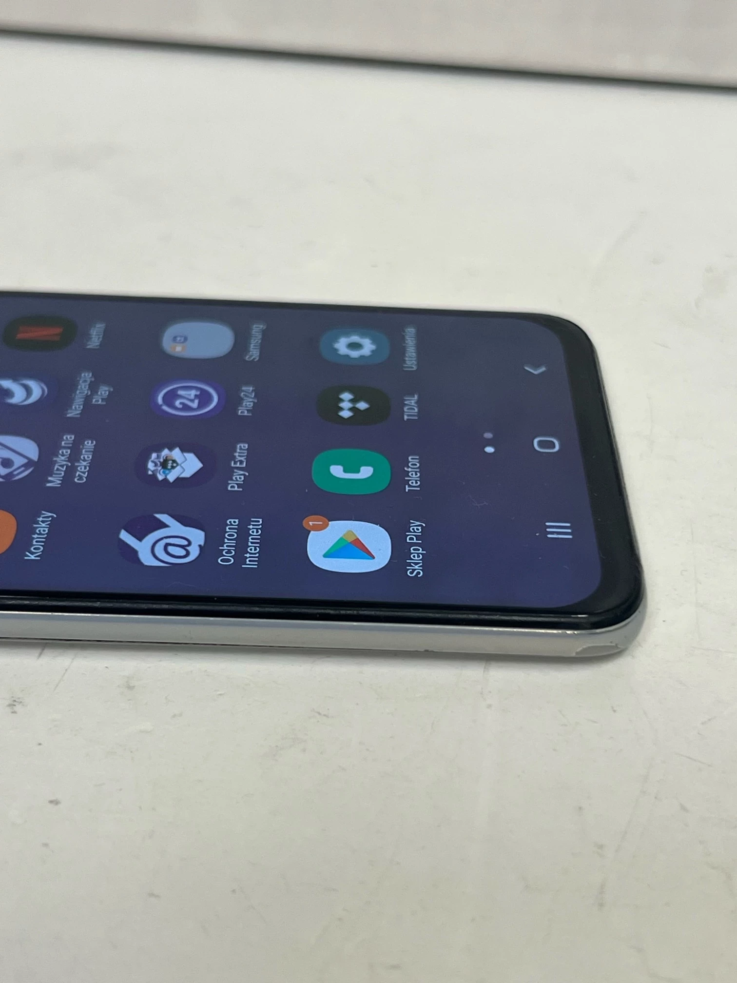 telefon-samsung-galaxy-a40-tanio-ean-gtin-8801643826253