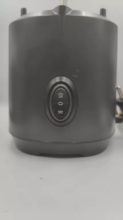 wyciskarka-wolnoobrotowa-sybilla-3-stan-idealny-moc-240