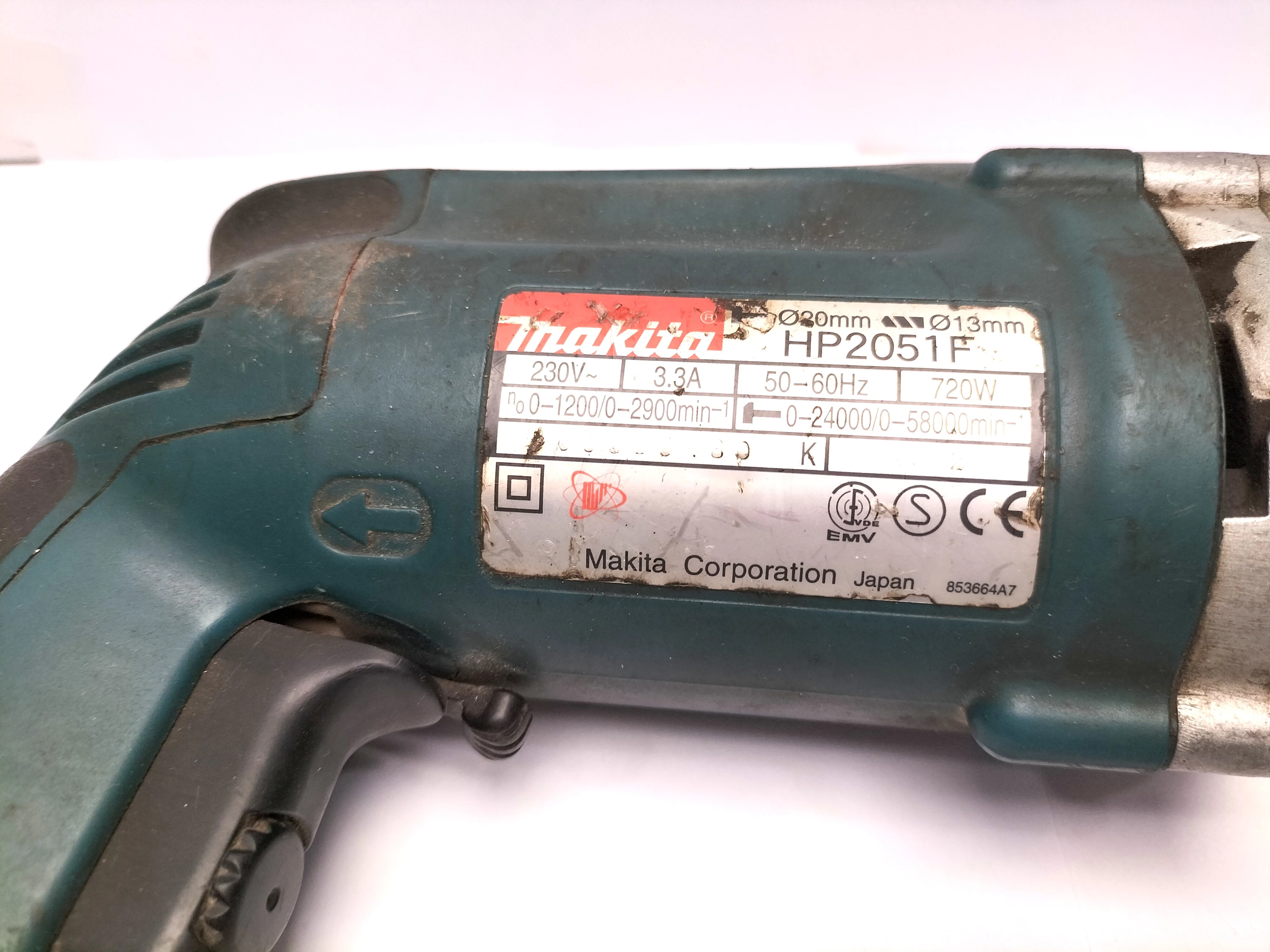 wiertarka-udarowa-makita-hp2051f-stan-uzywany