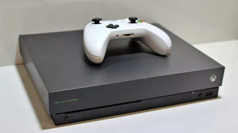 KONSOLA XBOX ONE X PROJECT SCORPIO 1TB 4K HDR