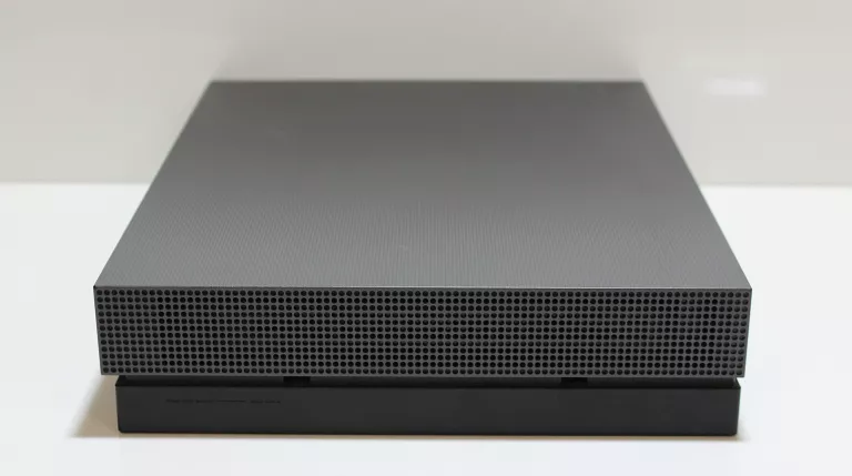 KONSOLA XBOX ONE X PROJECT SCORPIO 1TB 4K HDR