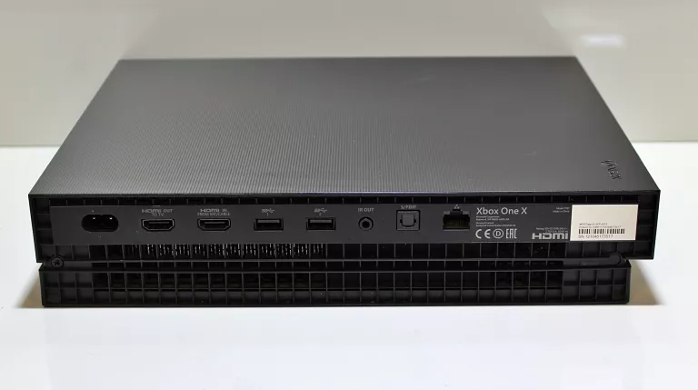 KONSOLA XBOX ONE X PROJECT SCORPIO 1TB 4K HDR