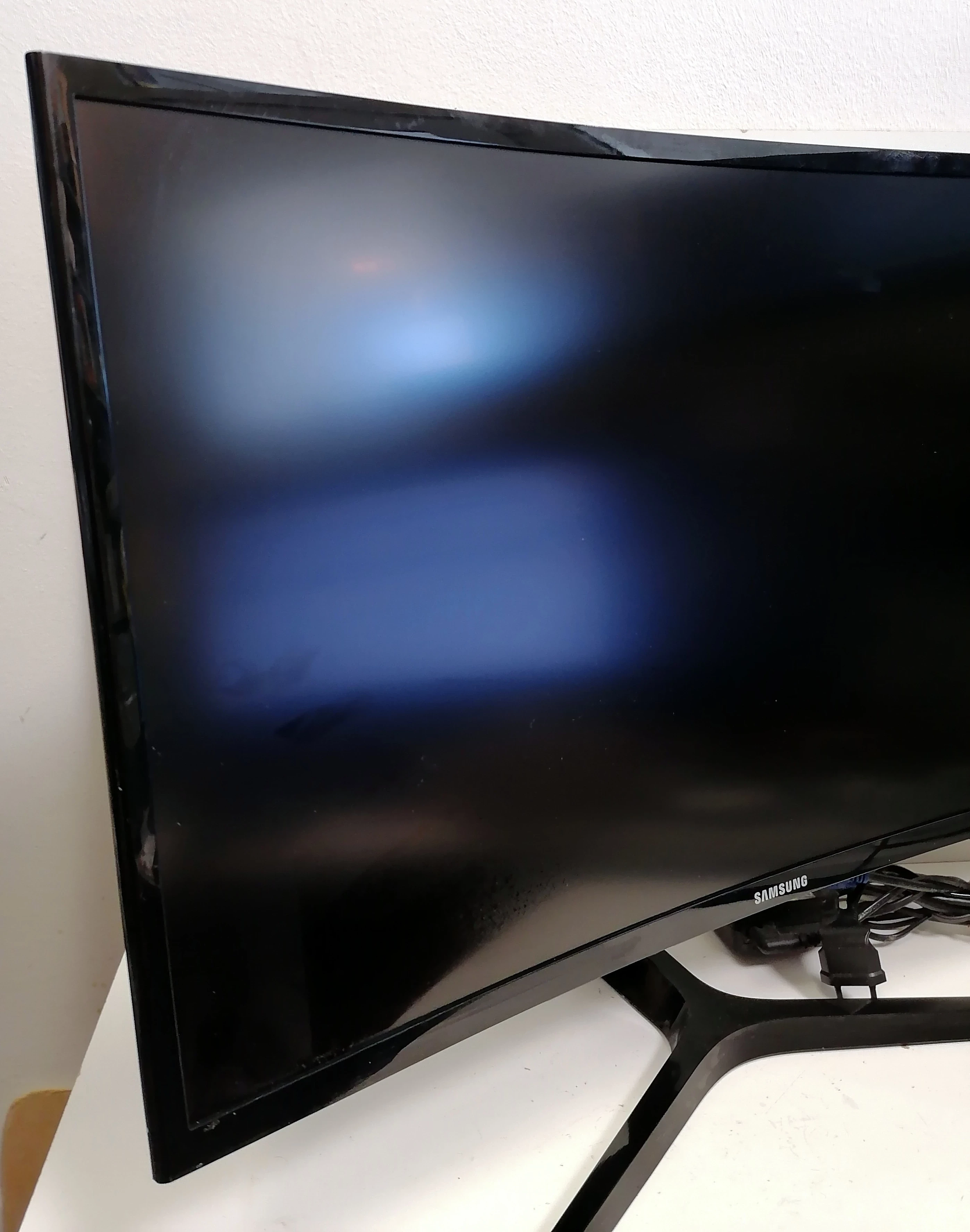 monitor-led-samsung-c27f396fhu-curved-hdmi-ean-gtin-8806088285634