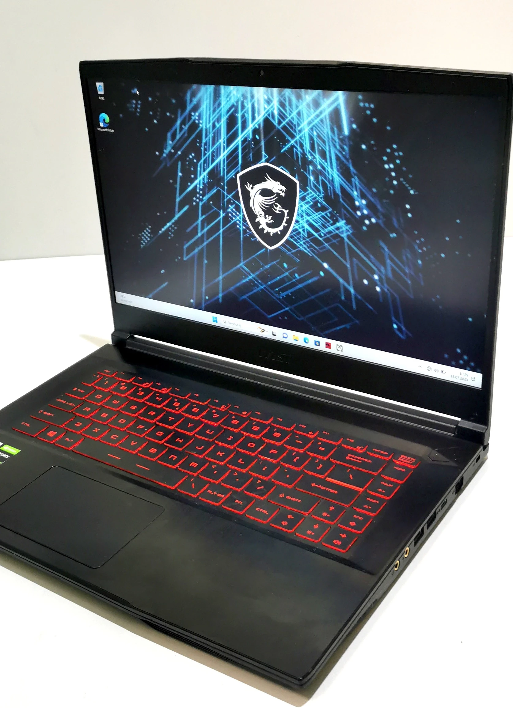 laptop-msi-ms-16rs-stan-uzywany