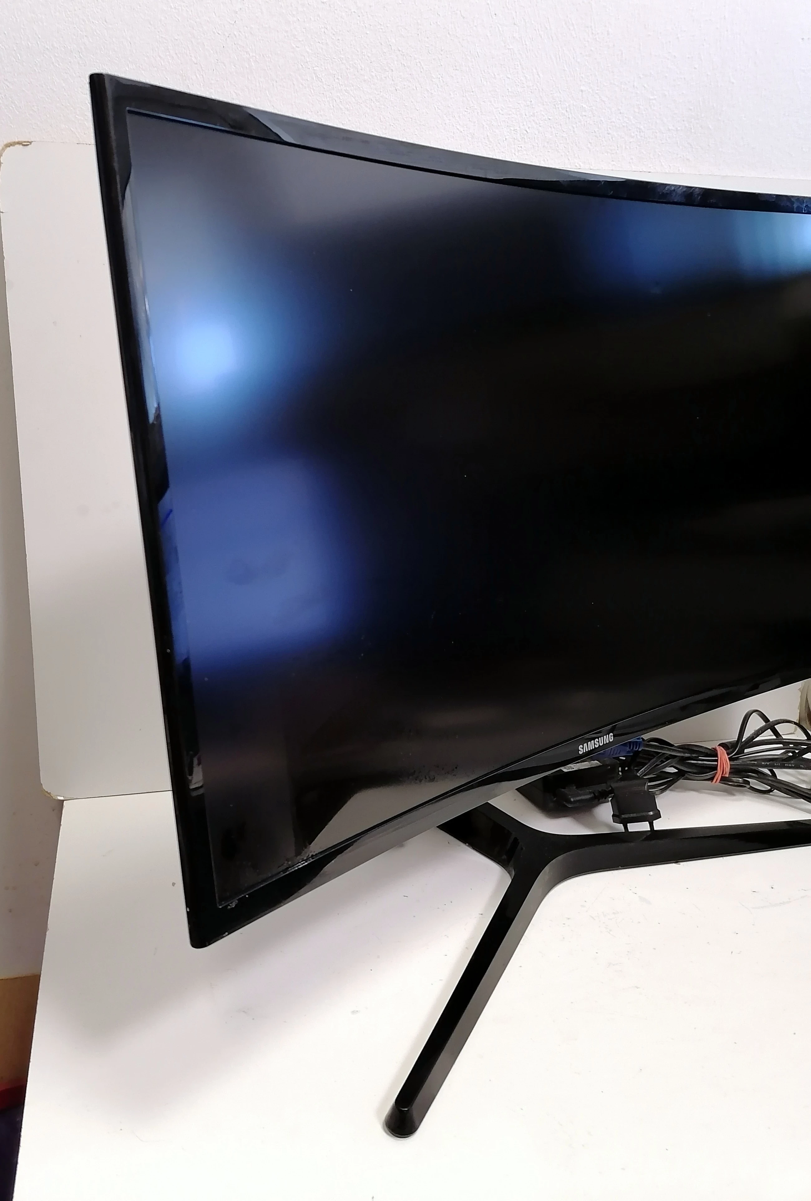 monitor-led-samsung-c27f396fhu-curved-hdmi-klasa-efektywnosci-energetycznej-g