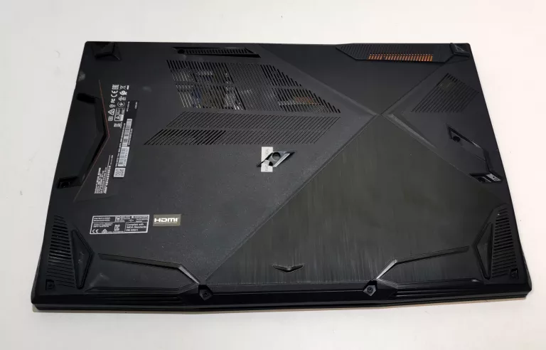 LAPTOP MSI MS-16RS