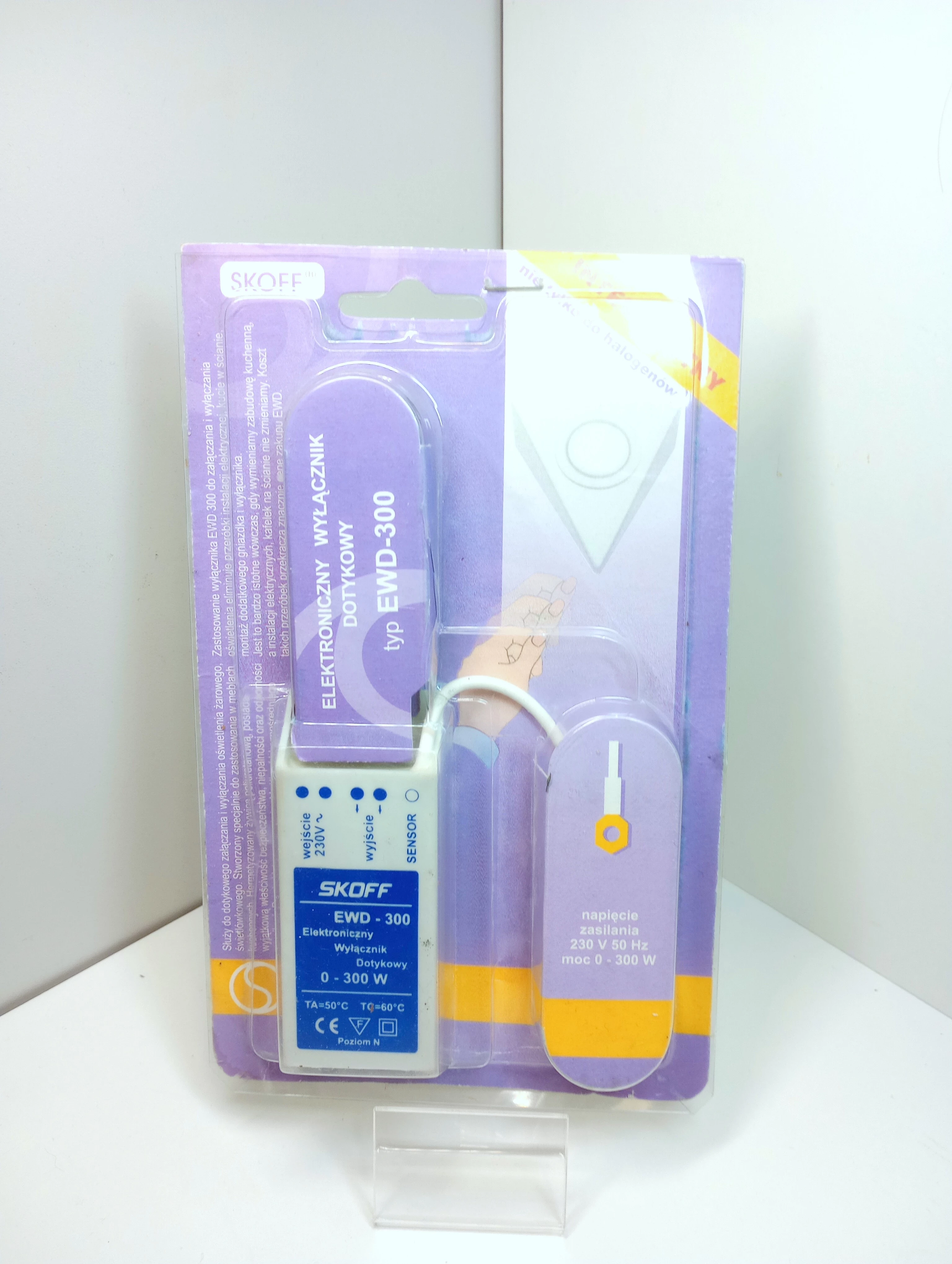 elektroniczny-wlacznik-dotykowy-ewd-300-skoff-osiedle-centrum-d1-krakow