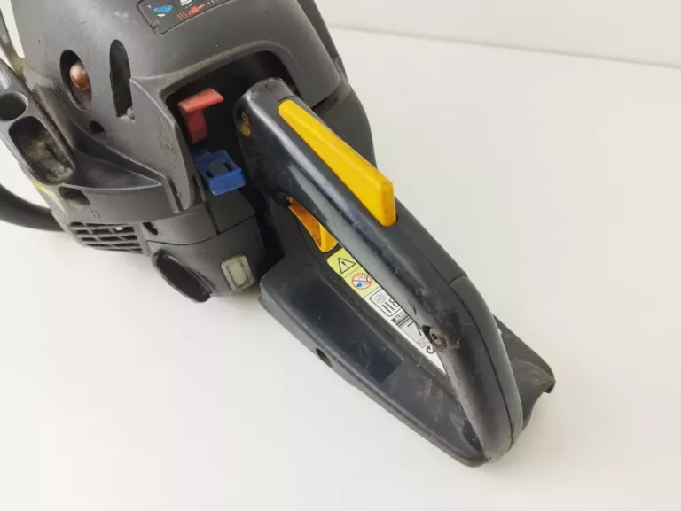 pila-spalinowa-lancuchowa-mcculloch-cs-380-zasilanie-spalinowe