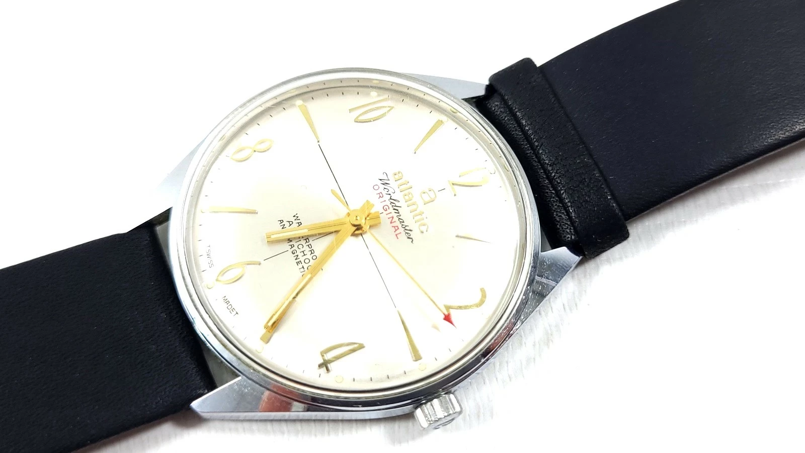 zegarek-atlantic-worldmaster-original-ksztalt-koperty-okragla