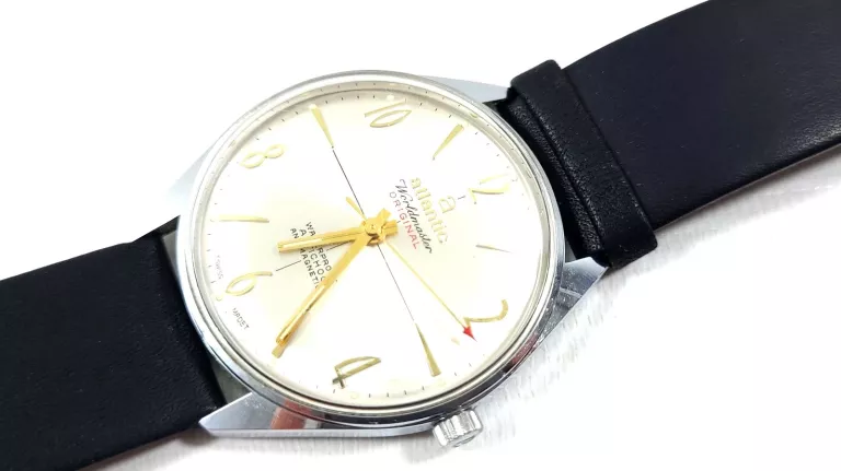 zegarek-atlantic-worldmaster-original-ksztalt-koperty-okragla
