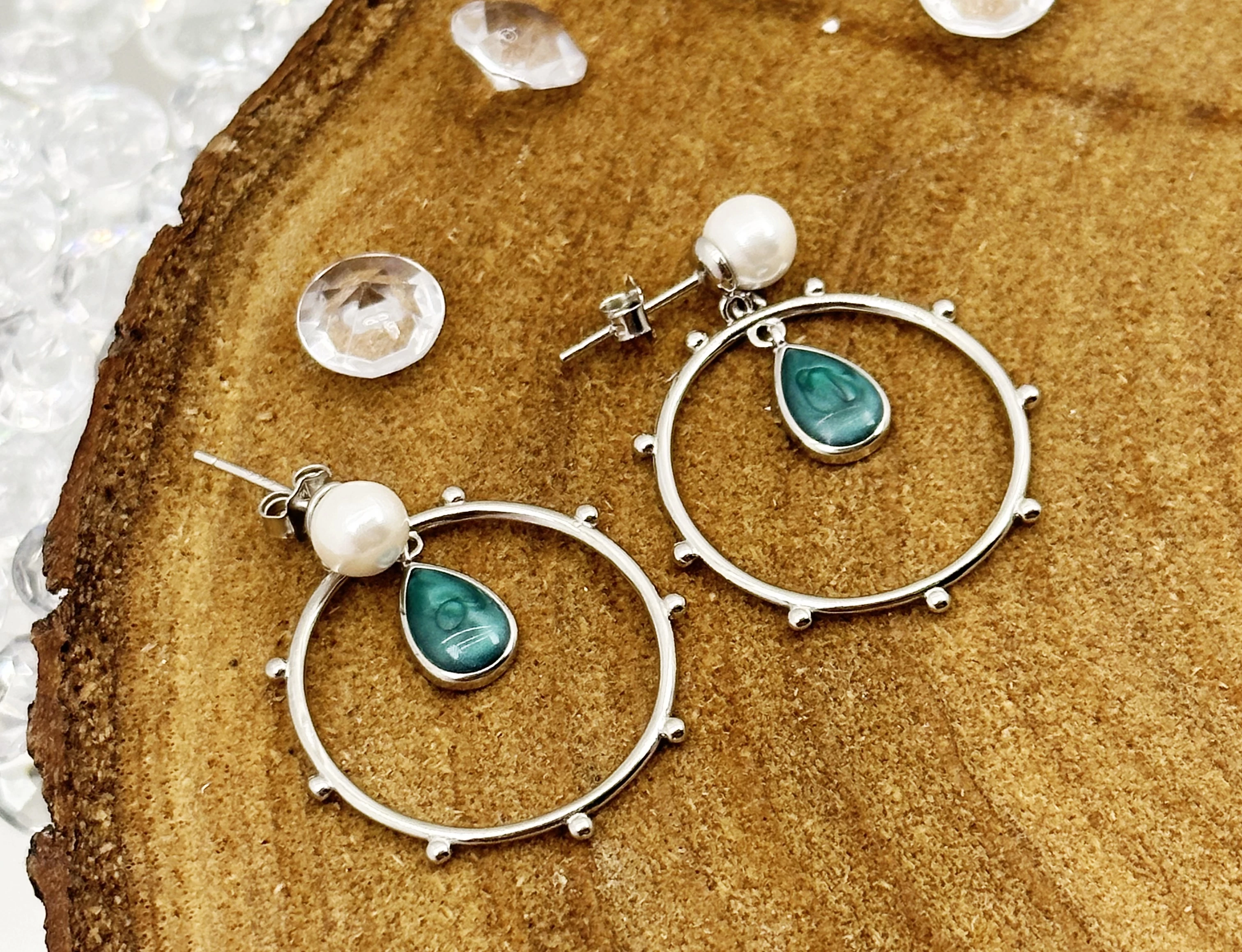 niespotykane-srebne-kolczyki-z-zielonym-kamieniem-stan-11323-2