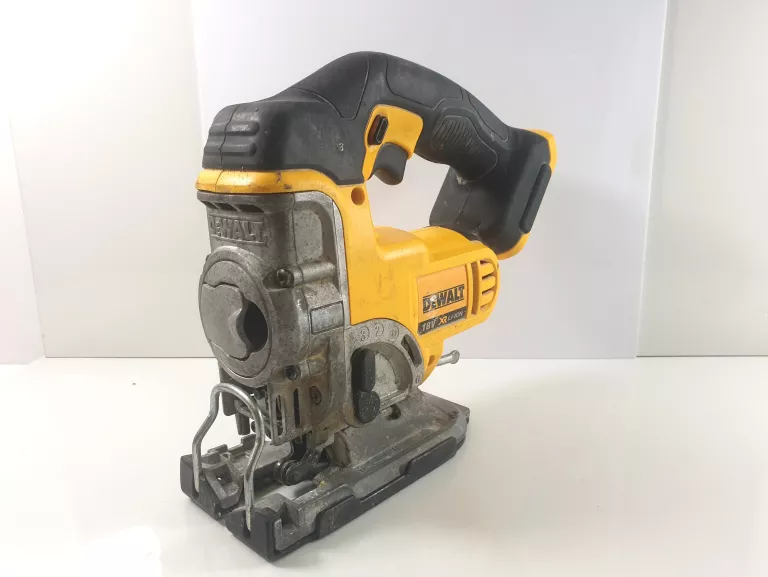 WYRZYNARKA DEWALT DCS331 BODY