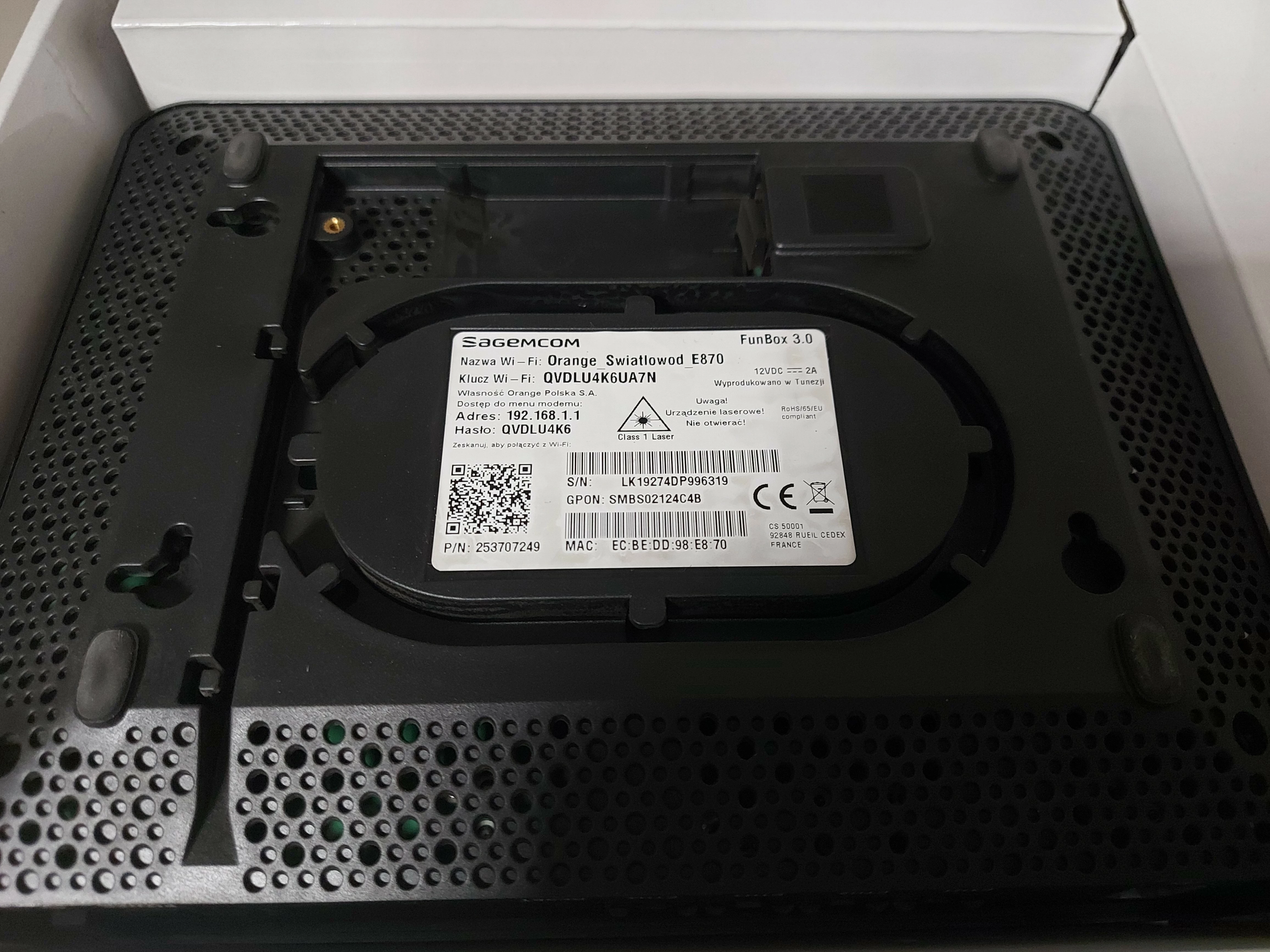 modem-smart-wi-fi-funbox-30-komplet-wbudowany-modem-4g-lte