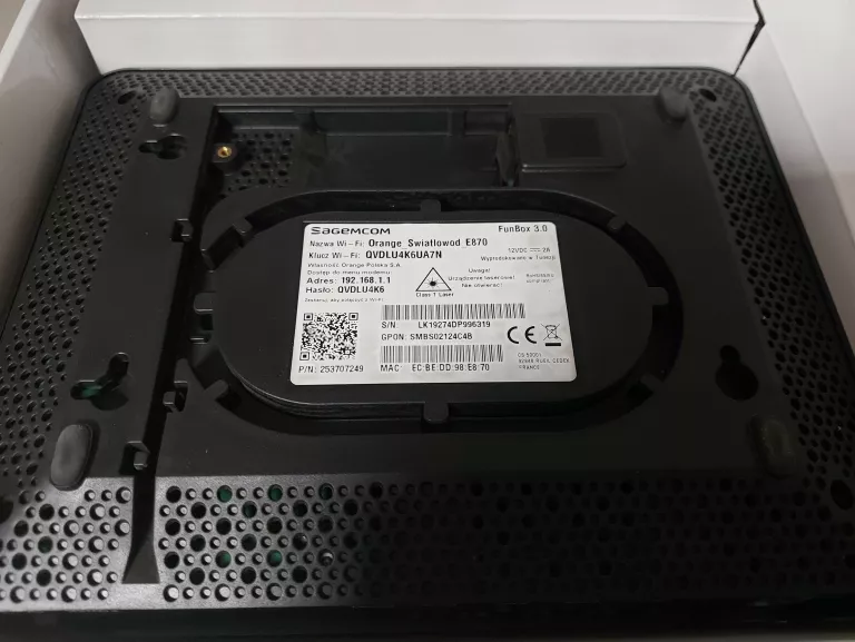 modem-smart-wi-fi-funbox-30-komplet-wbudowany-modem-4g-lte