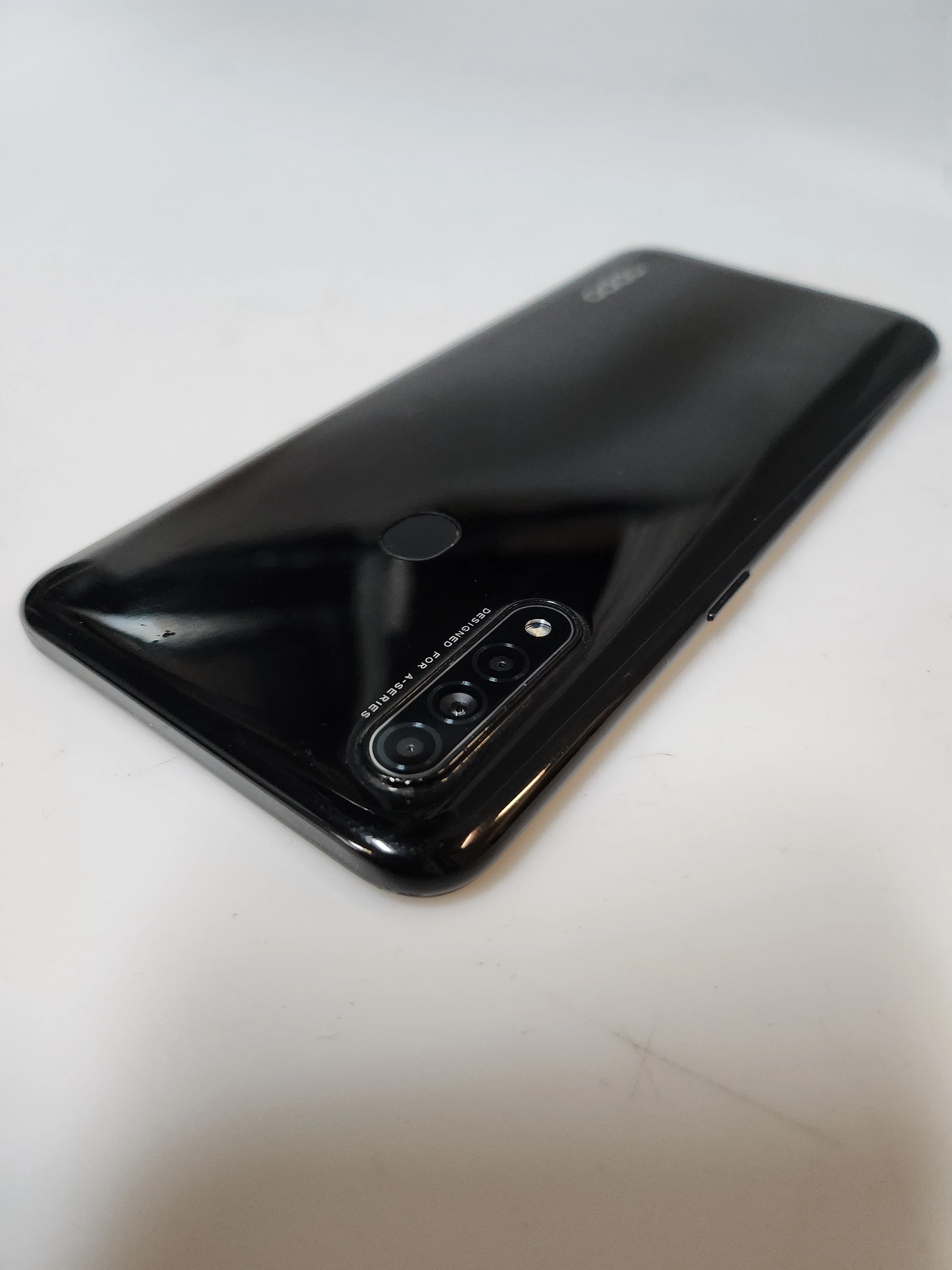 telefon-oppo-a31-kod-producenta-cph2015