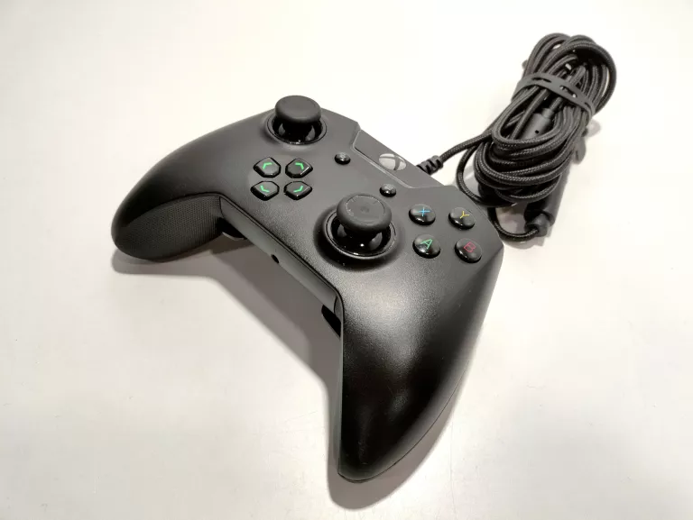 PAD XBOX RAZER WOLVERINE TOURNAMENT EDITION