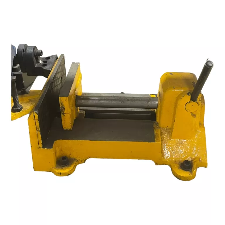 dedra-przecinarka-tasmowa-do-metalu-550w-ded7723-maksymalna-moc-550