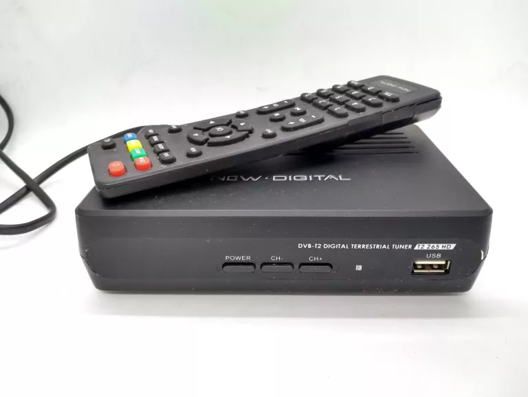 DEKODER DVB-T2 NEW DIGITAL T2 265 HD Z PILOTEM