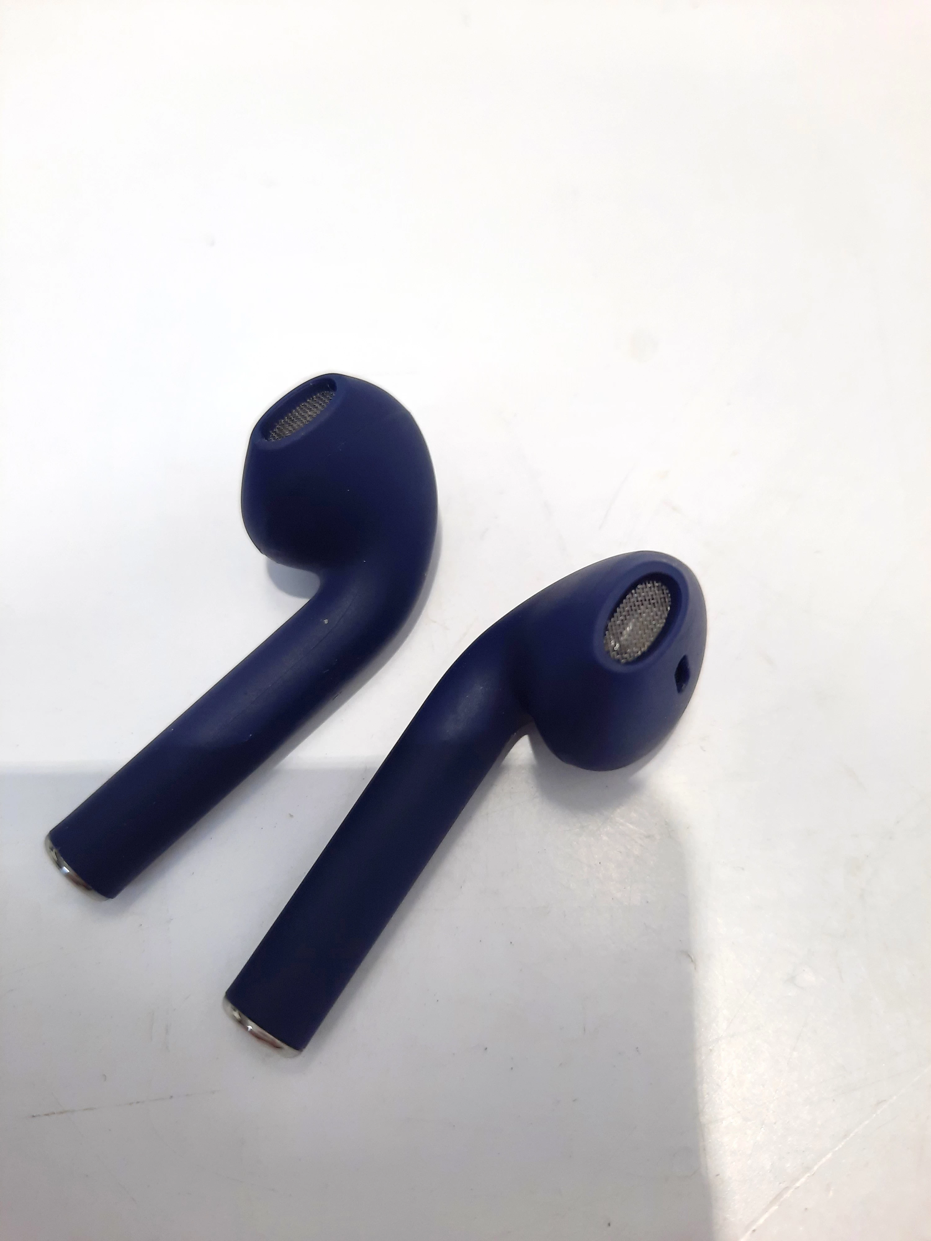 sluchawki-bezprzewodowe-inpods-12-simple-v50-stan-uzywany