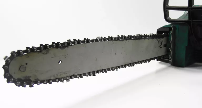 pilarka-elektryczna-makita-uc3520a-bn-marka-makita