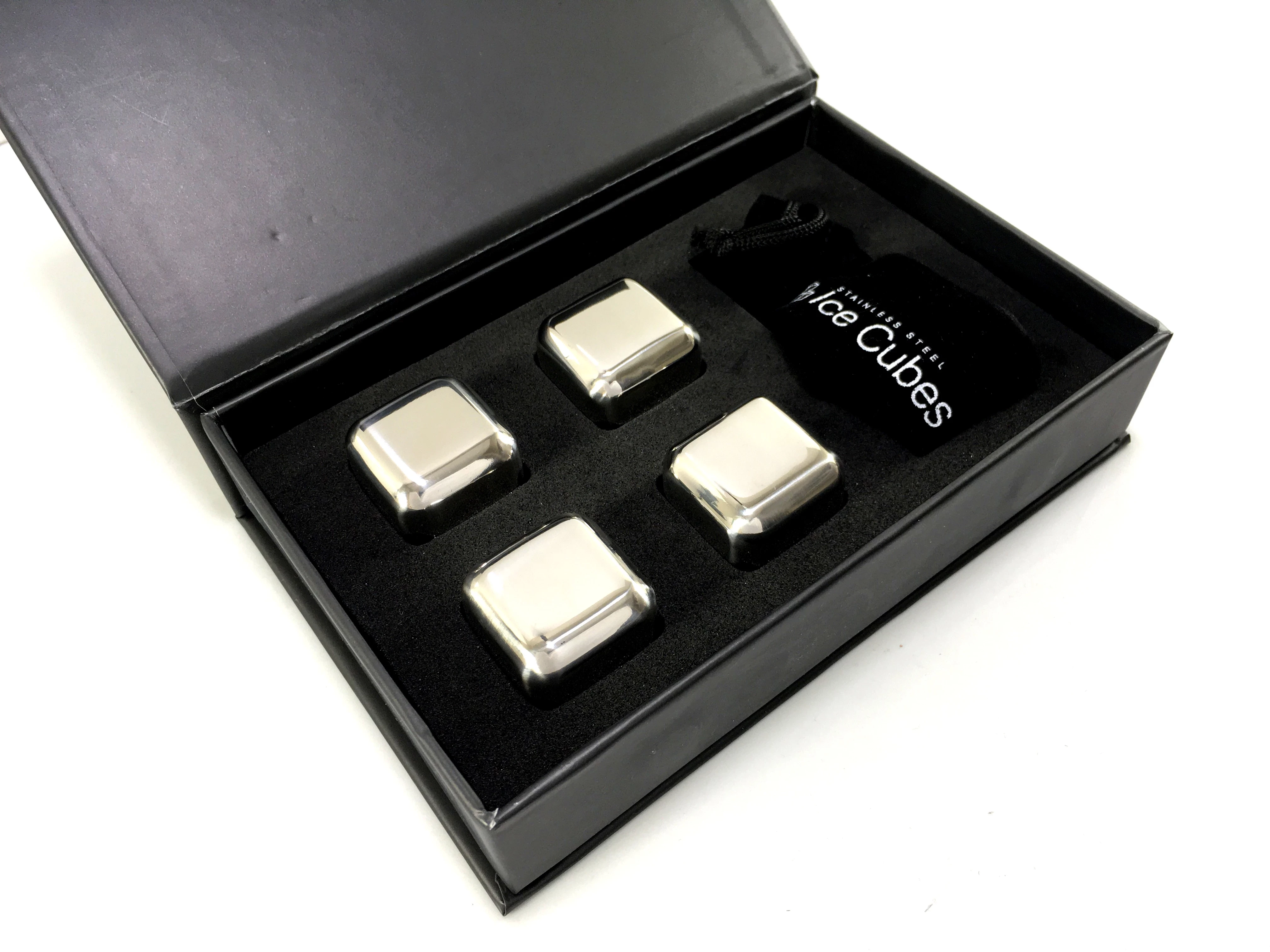 kostki-chlodzace-do-whiskey-stal-duka-bar-4-szt-stan-uzywany