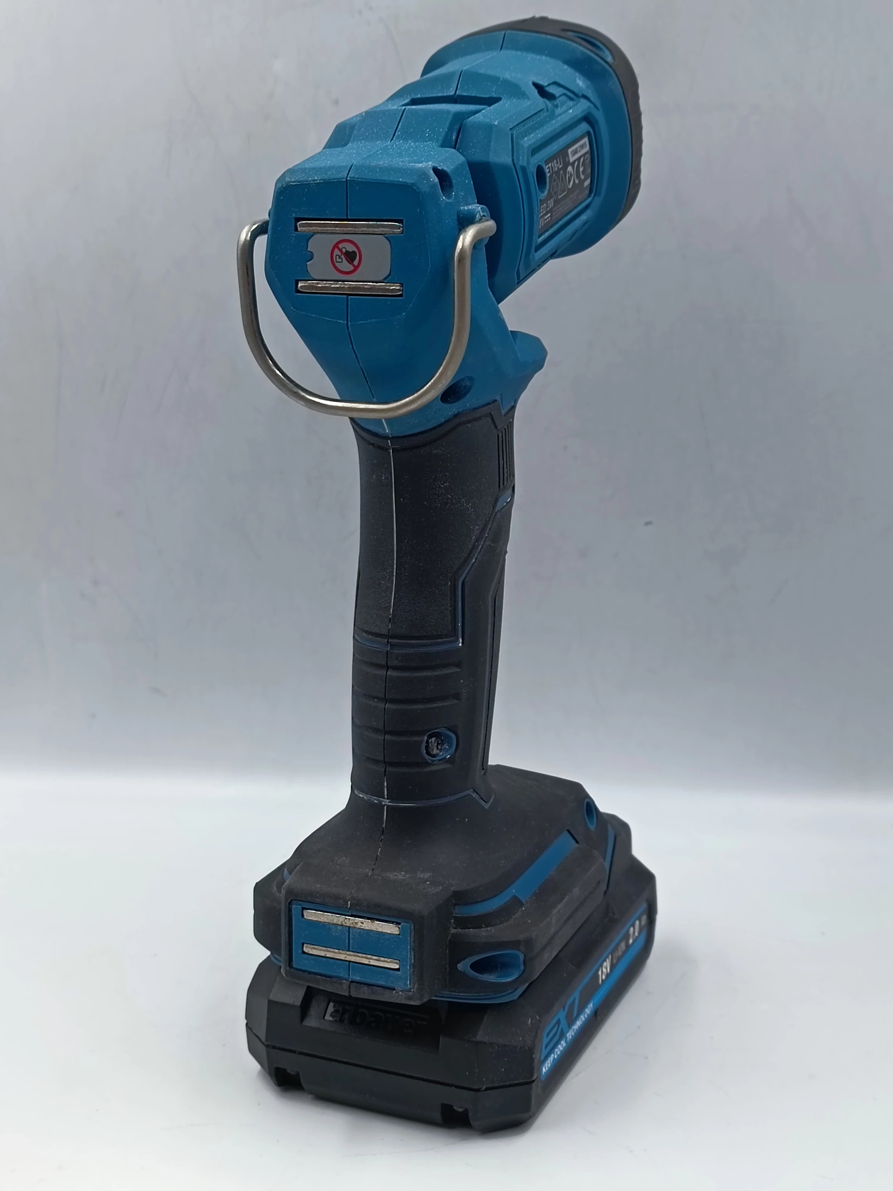 latarka-erbauer-et18-li-aku-2ah-kod-producenta-et18-li