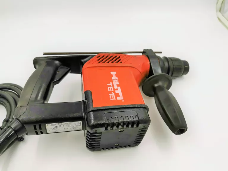 MŁOTOWIERTARKA HILTI TE 15 WALIZKA USZKODZONA