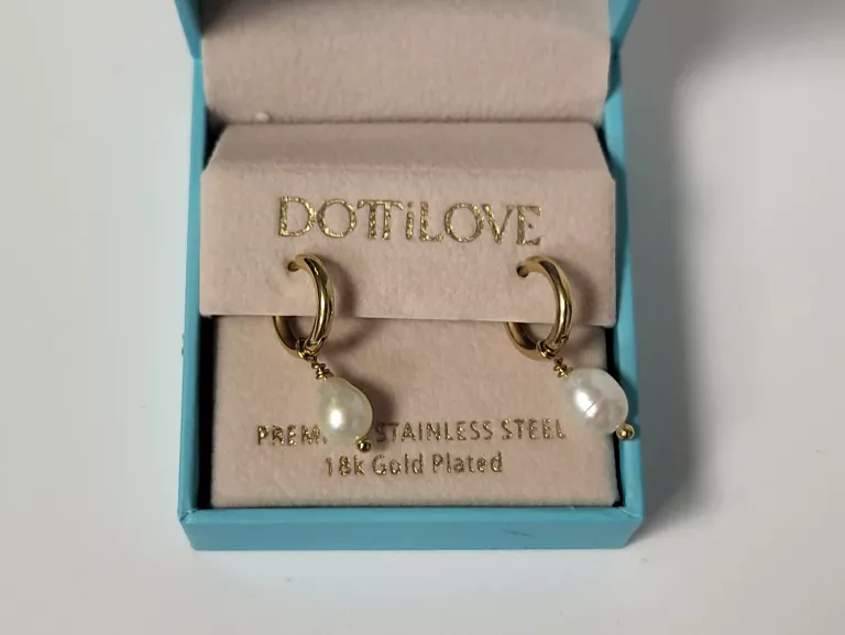 pozlacane-kolczyki-z-perelkami-stan-uzywany