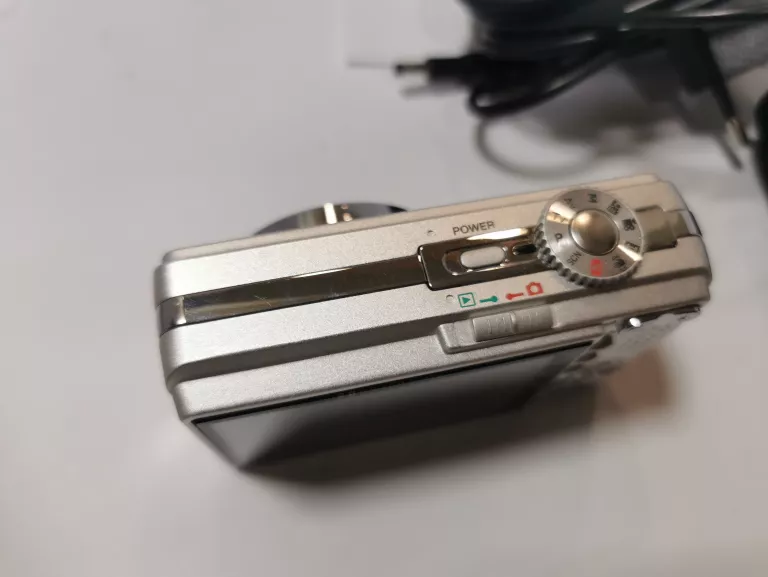 APARAT DC-XZ6 TRAVELER+ ŁAD