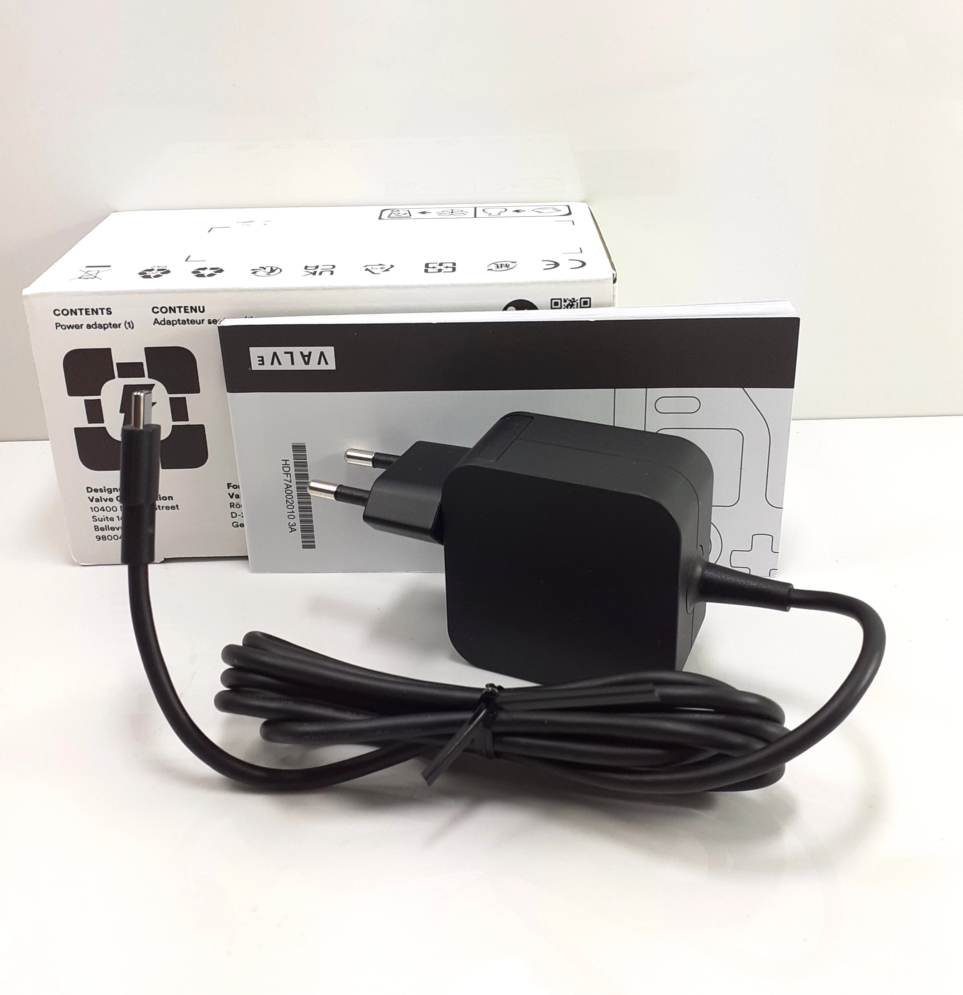 konsola-valve-steam-deck-64gb-komplet-komunikacja-bluetooth