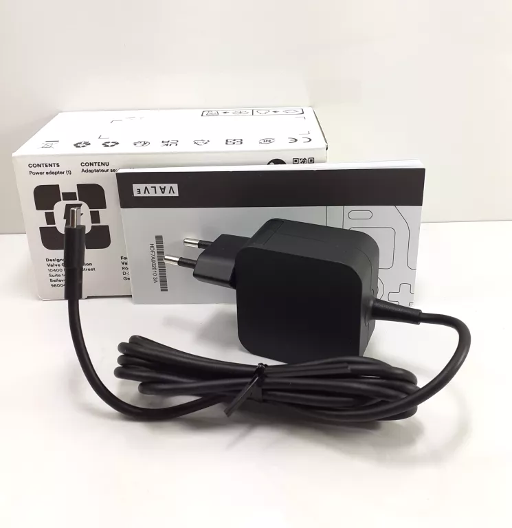 konsola-valve-steam-deck-64gb-komplet-komunikacja-bluetooth